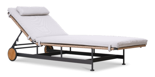 Alpha Lounger